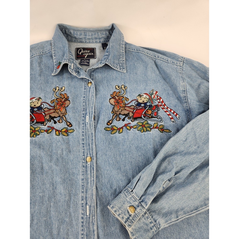 Vintage Embroidered Holiday SOFT Denim Shirt Reindeer Sleigh Bear Teacher Large